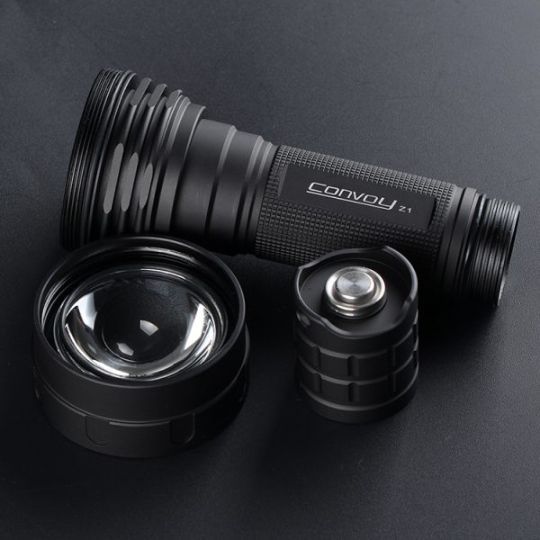 Convoy Z1 SST40 2000lm 12-group Modes + Zoomable Temperature Control 18650/21700 Powerful LED Flashlight